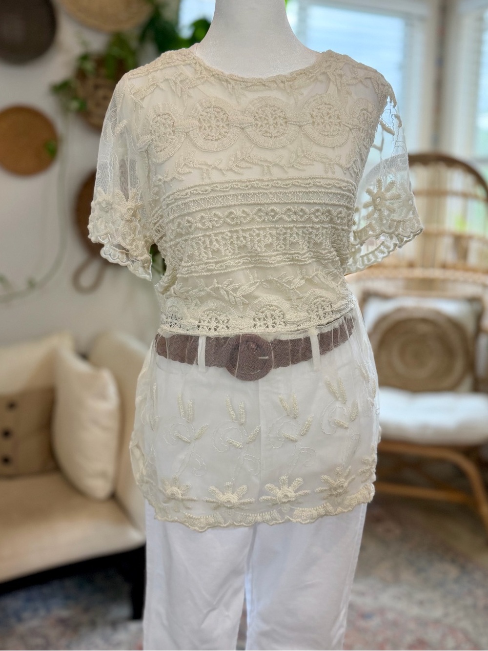 SUNDANCE Blouse Ivory Lace Floral Embroidered Sheer Boho Artsy Summer Women’s L